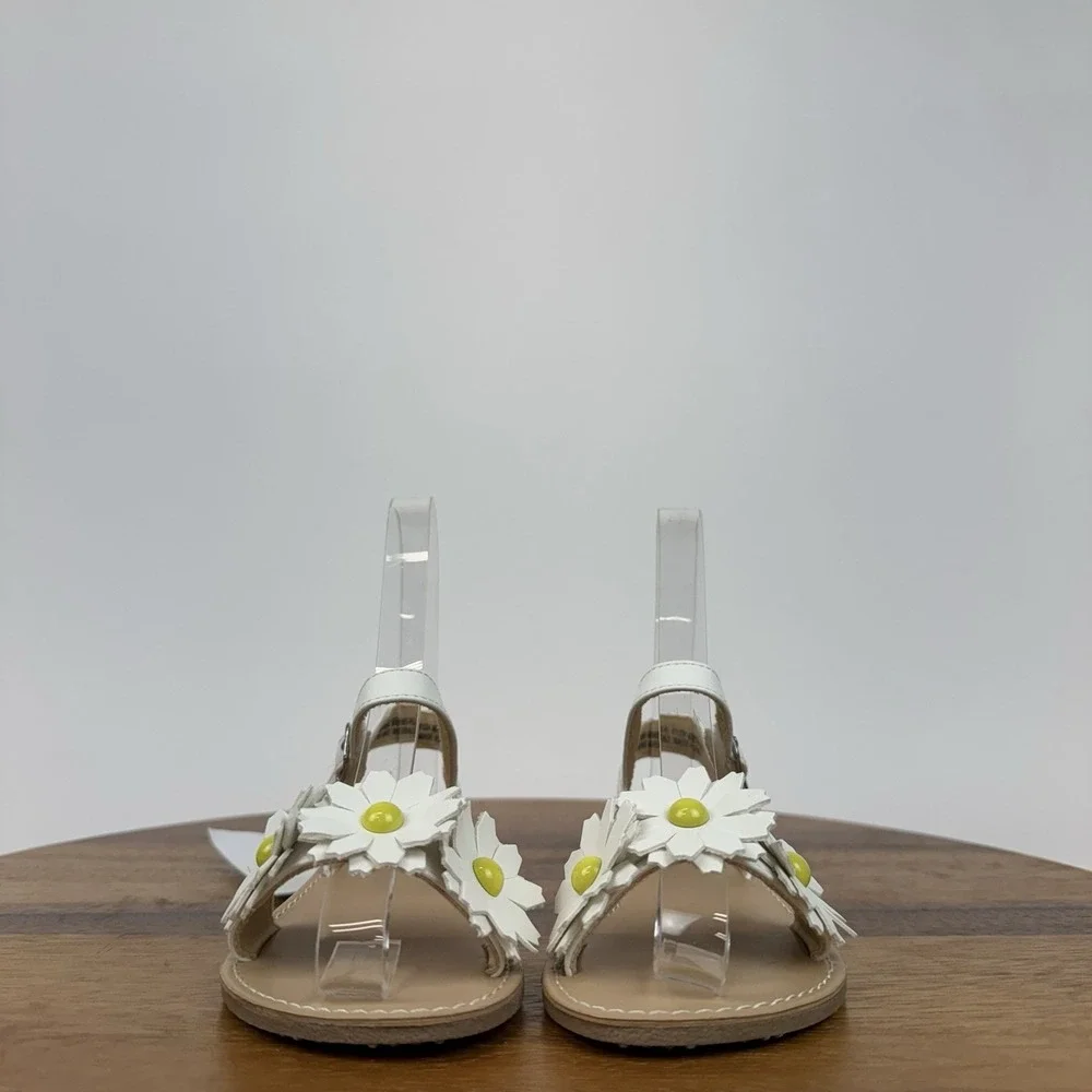 New NWT Little Girls Nordstrom Rack White Faux Leather Daisie Sandals Size 11 C‎